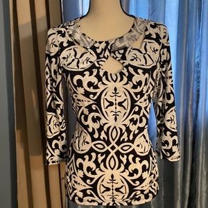 🌈🌈i N.C sexy crisscross   3/4 sleeve top